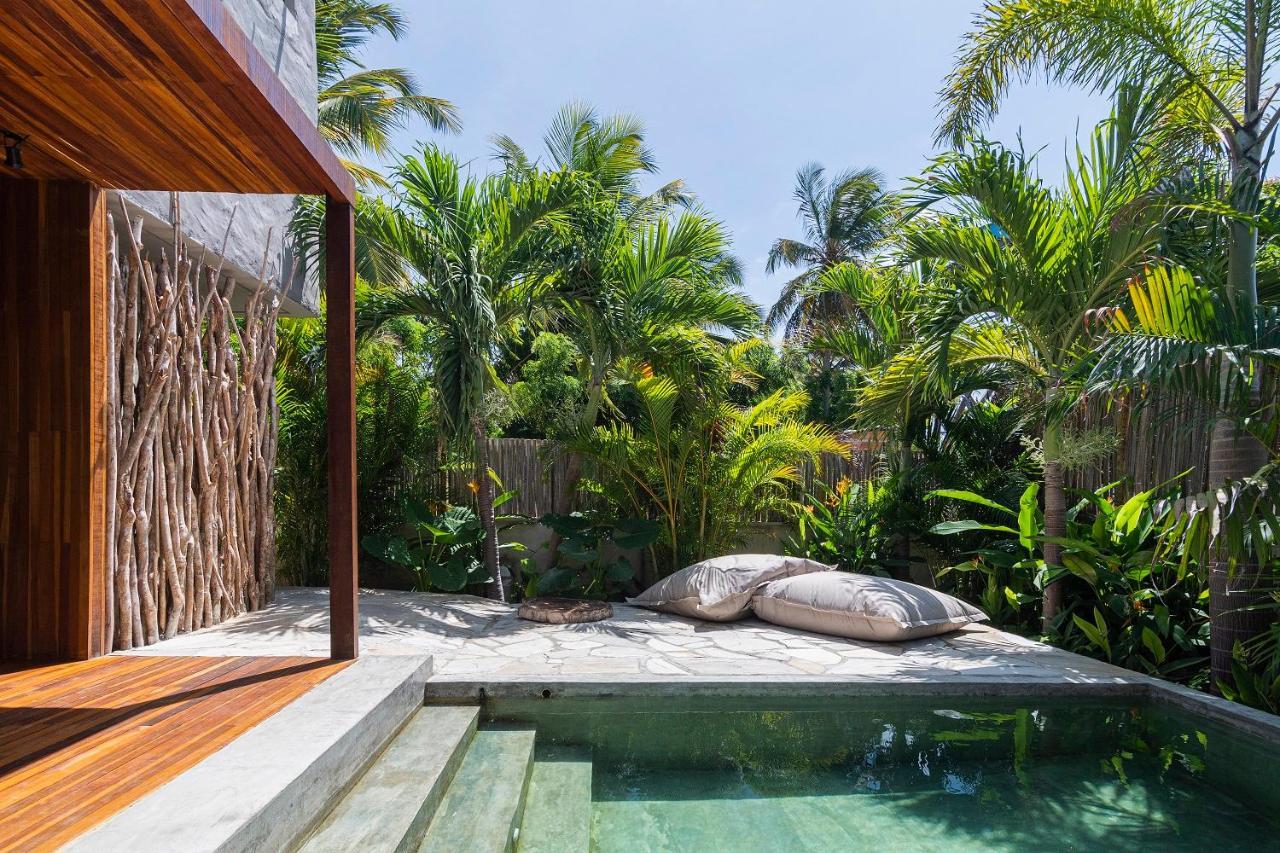 Makena Hotel 伊卡莱 外观 照片